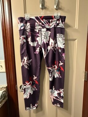 Athleta Purple Floral Print Women’s Leggings